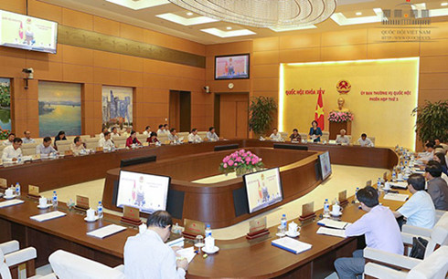ຄະນະປະຈຳສະພາແຫ່ງຊາດປຶກສາຫາລືຮ່າງກົດໝາຍປັບປຸງ,ເພີ່ມເຕີມບາງມາດຕາຂອງກົດໝາຍວ່າດ້ວຍການຖ່າຍທອດເຕັກໂນໂລຢີ